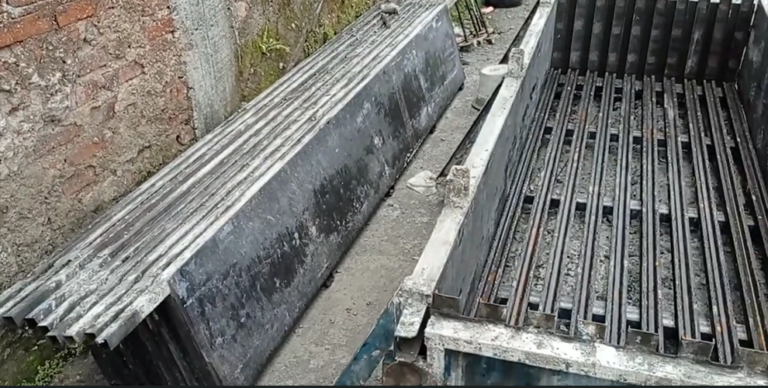 cara membuat cetakan pagar panel beton